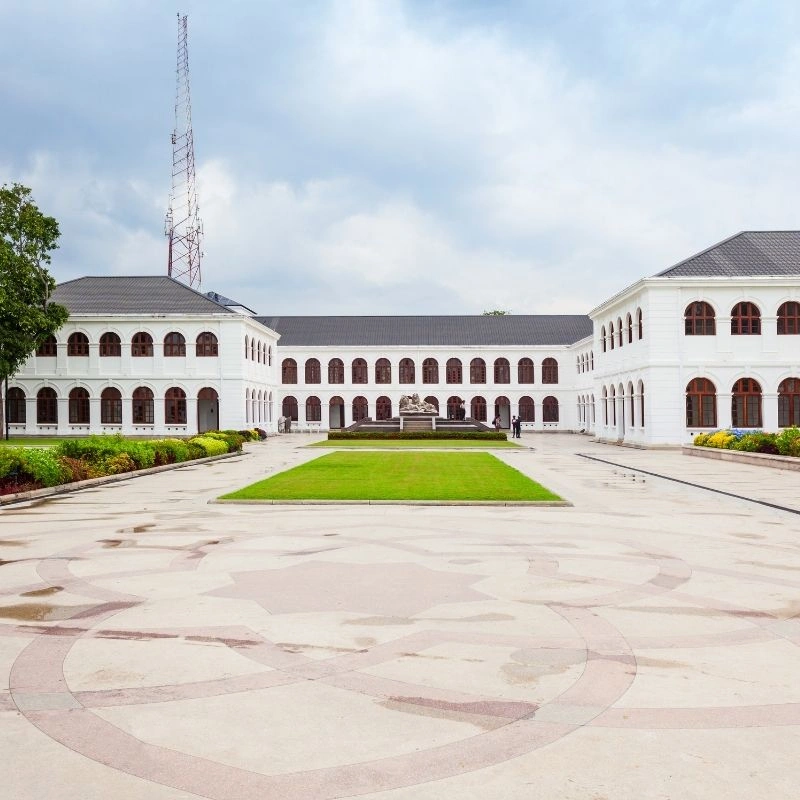 Arcade Independence Square