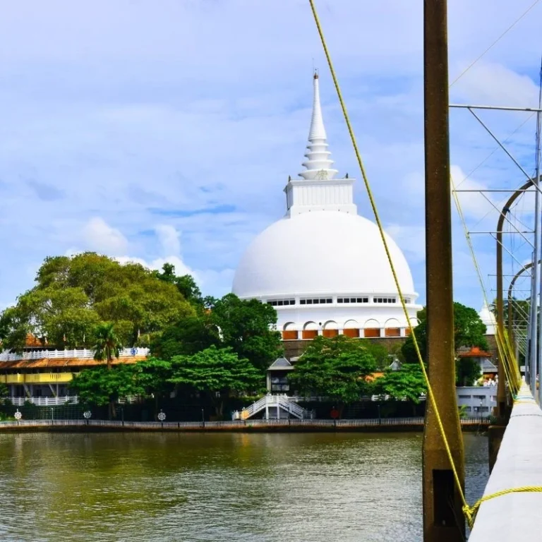 Kalutara Gangatilaka Vihara & Bodhiya