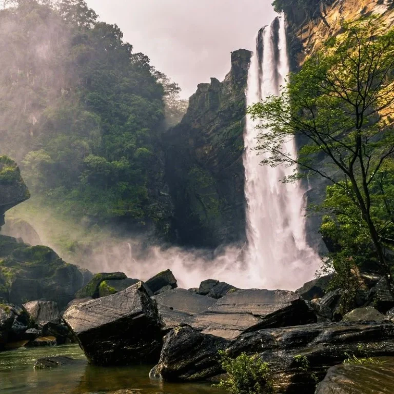 Laxapana Falls